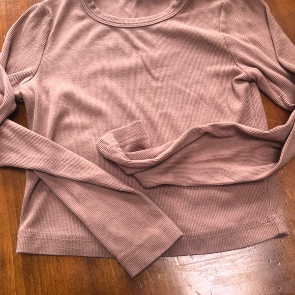 New Move top with tags and like new top Dynamite, great addition to your wardrob - Picture 5 of 8